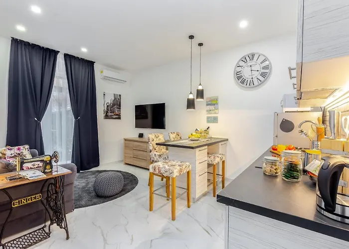 Lidija Apartment With Sauna